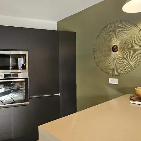 Apartment Paceville Retreat With Balcony *